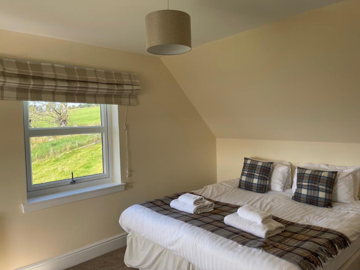 Highland Farm Cottages Dingwall Buitenkant foto